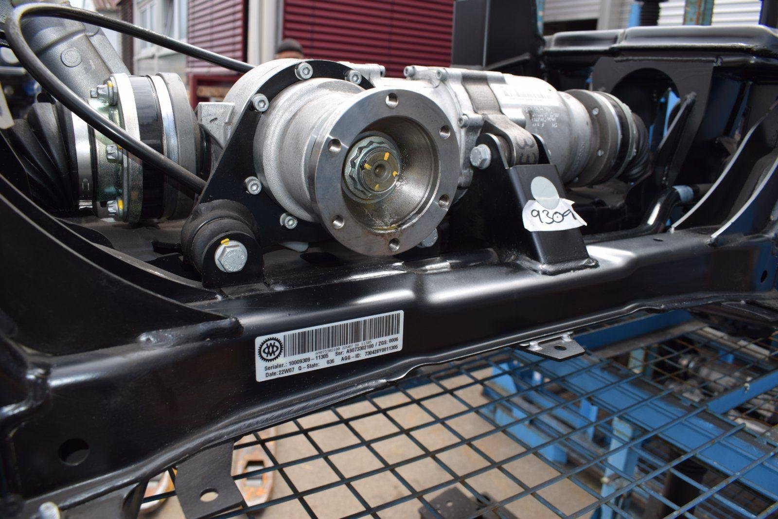 Original Mercedes Sprinter W907 Front Axle - Image 9