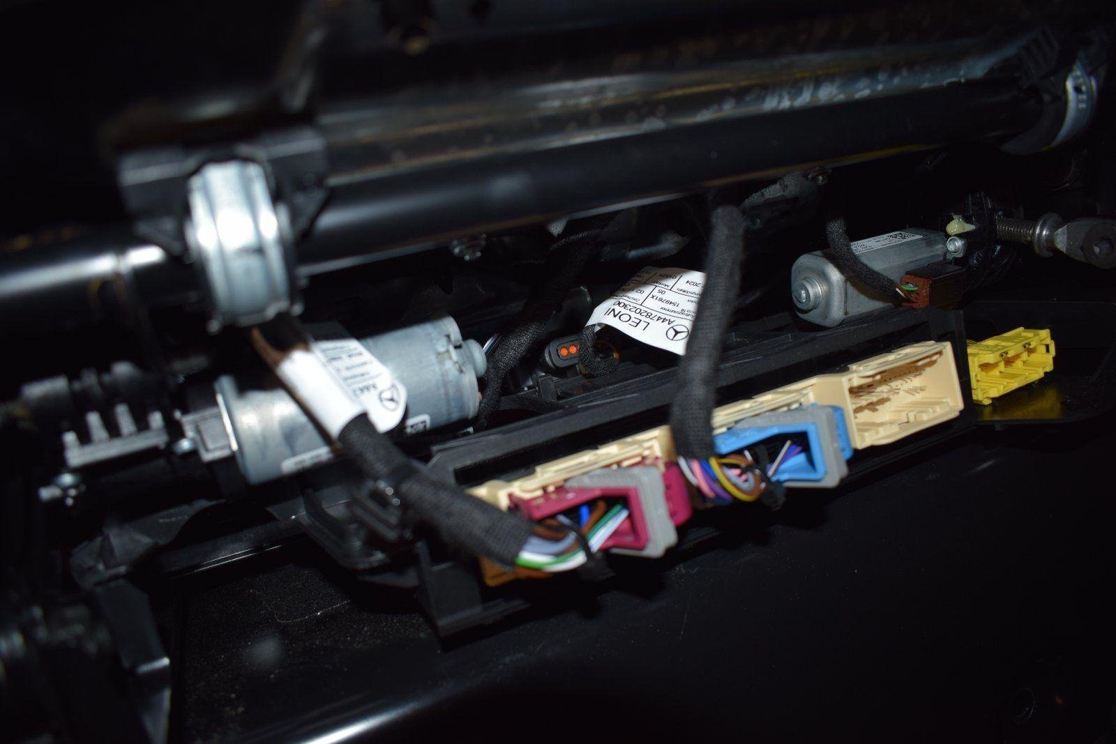 Mercedes W447 V-Class Electric Leather Seats - Image 8