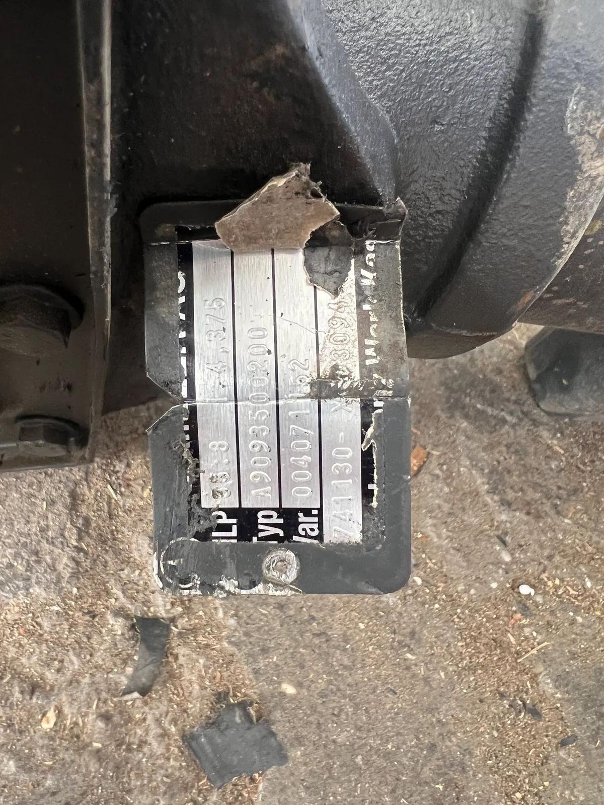 Mercedes-Benz Sprinter Complete Axle - Image 9