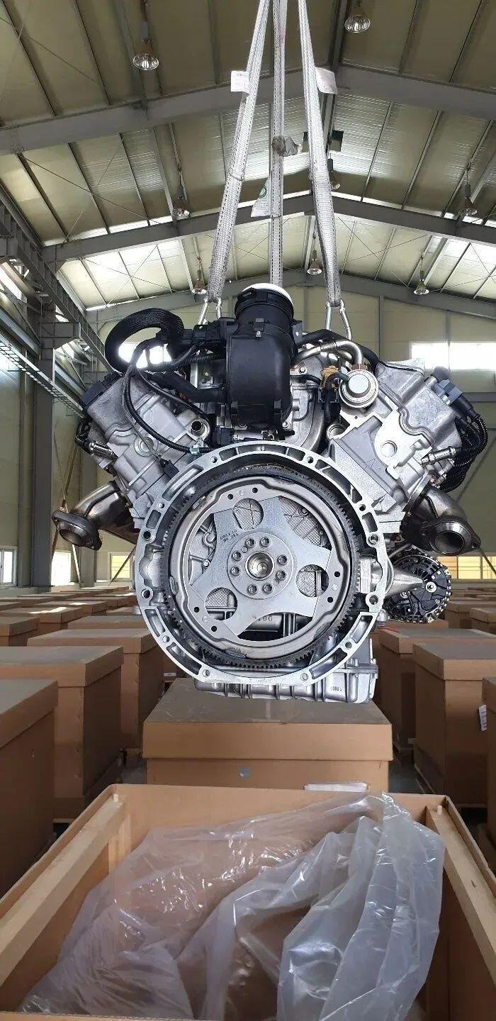 Mercedes-Benz M113 V8 Engine - Image 4