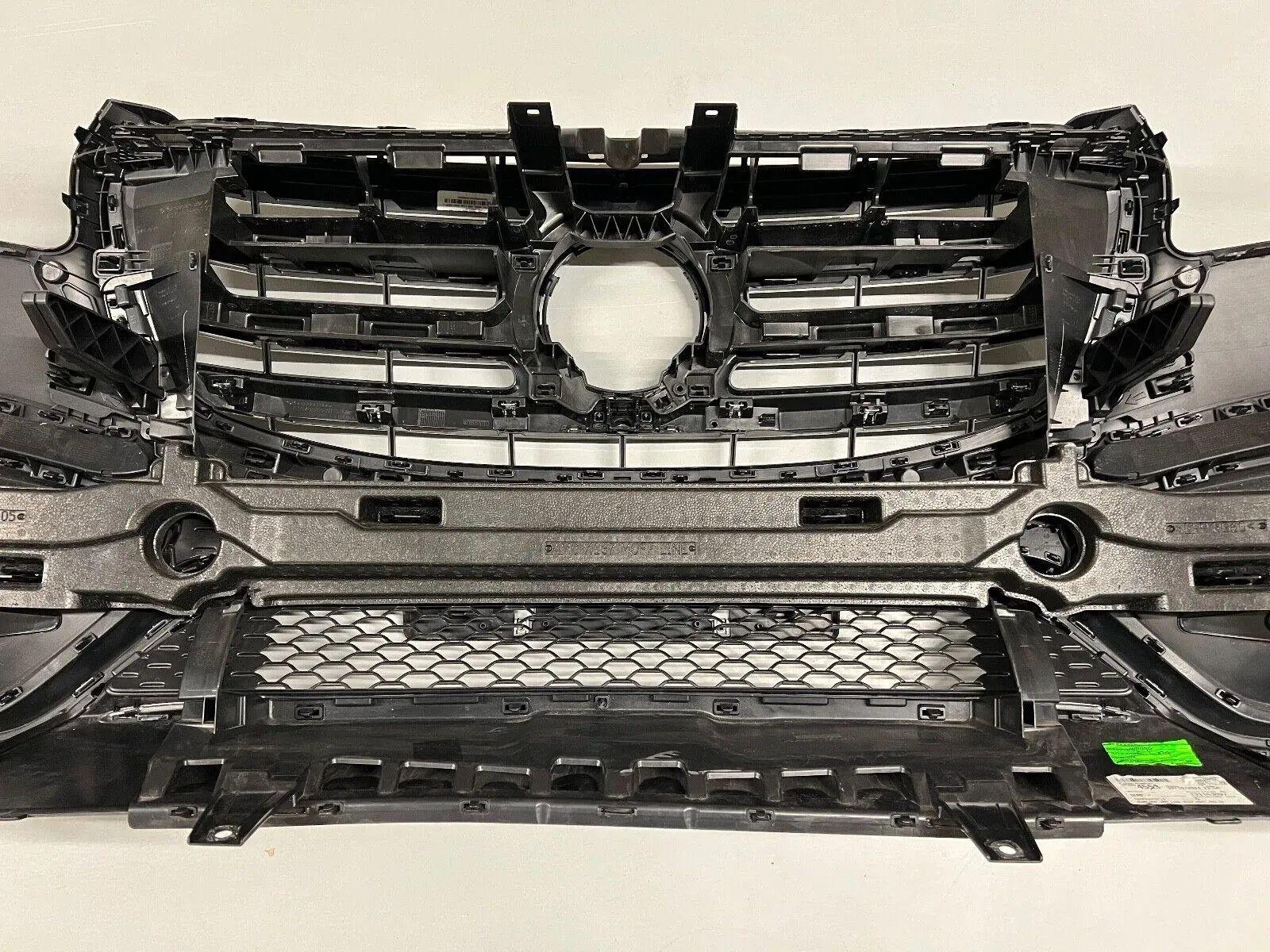Mercedes-Benz GLS AMG X167 Front & Rear Bumper - Image 3