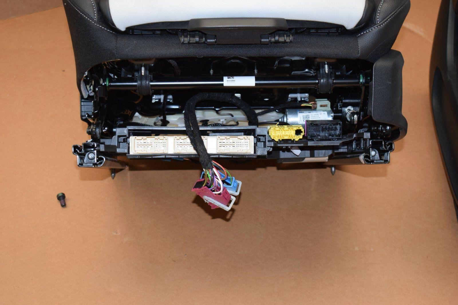 Mercedes CLA W118 AMG Performance Front Seats - Image 3