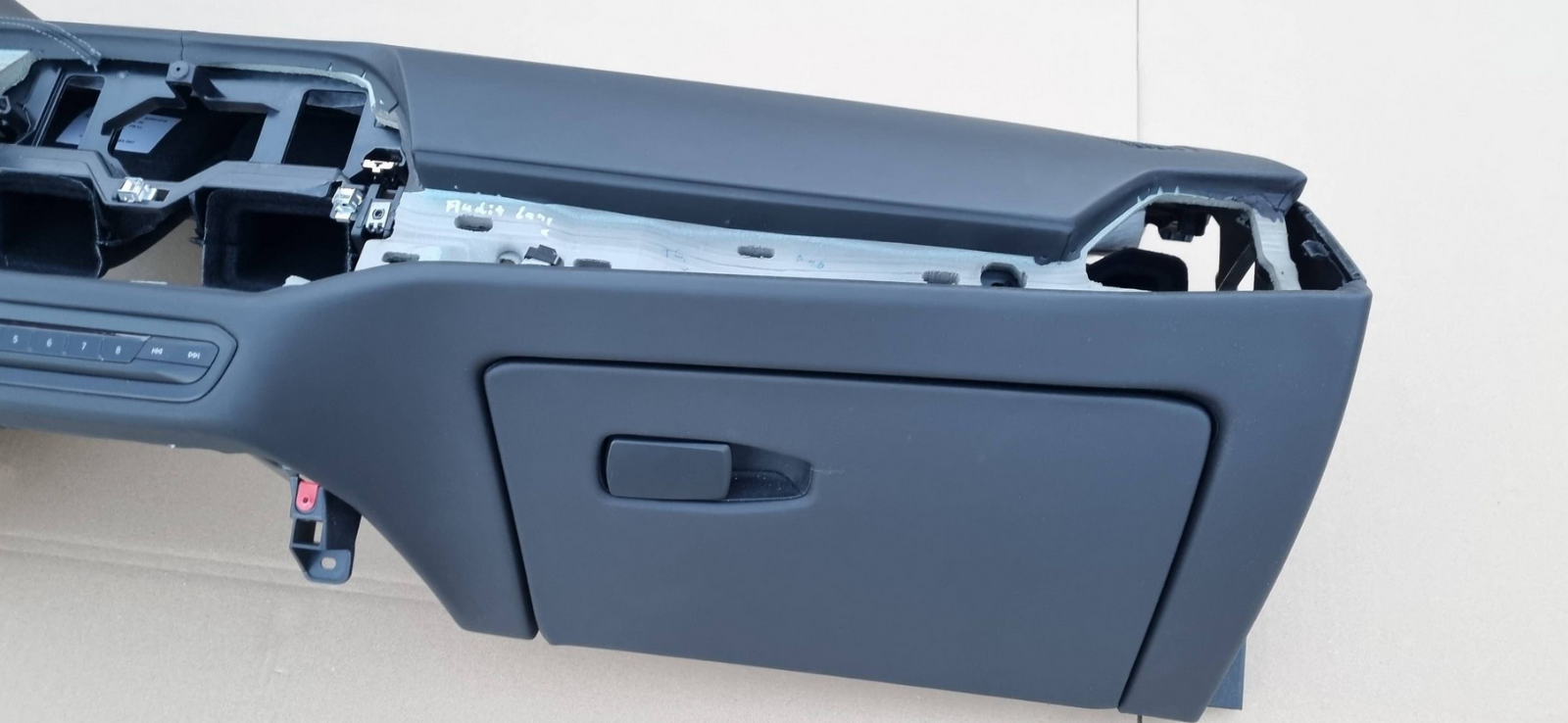 BMW Nappa Smooth-Leather Dashboard - Image 4