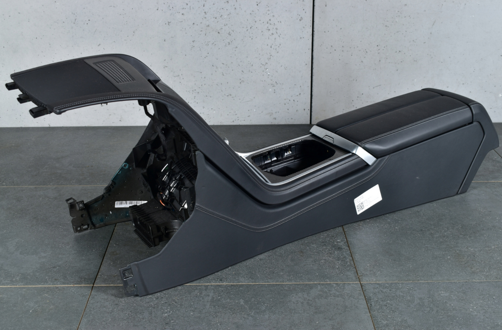 BMW M8 Competition M-Carbon bucket seats - Image 4