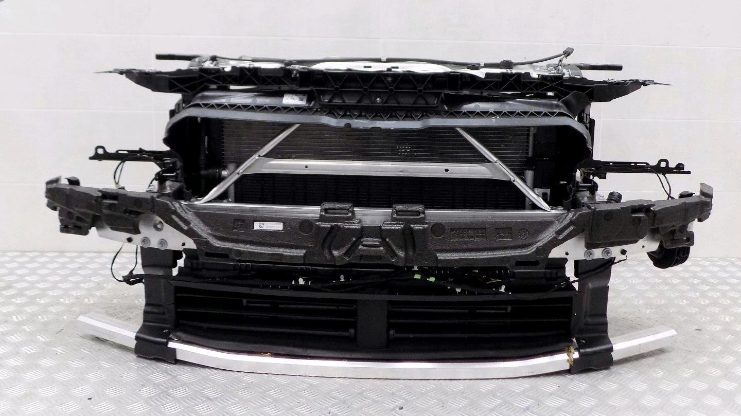 BMW U06 2 Series Active Tourer front - Image 3