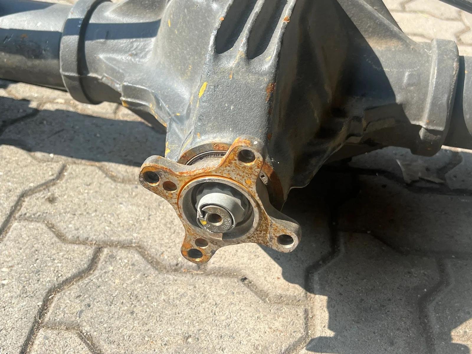 Mercedes-Benz Sprinter Complete Axle - Image 10