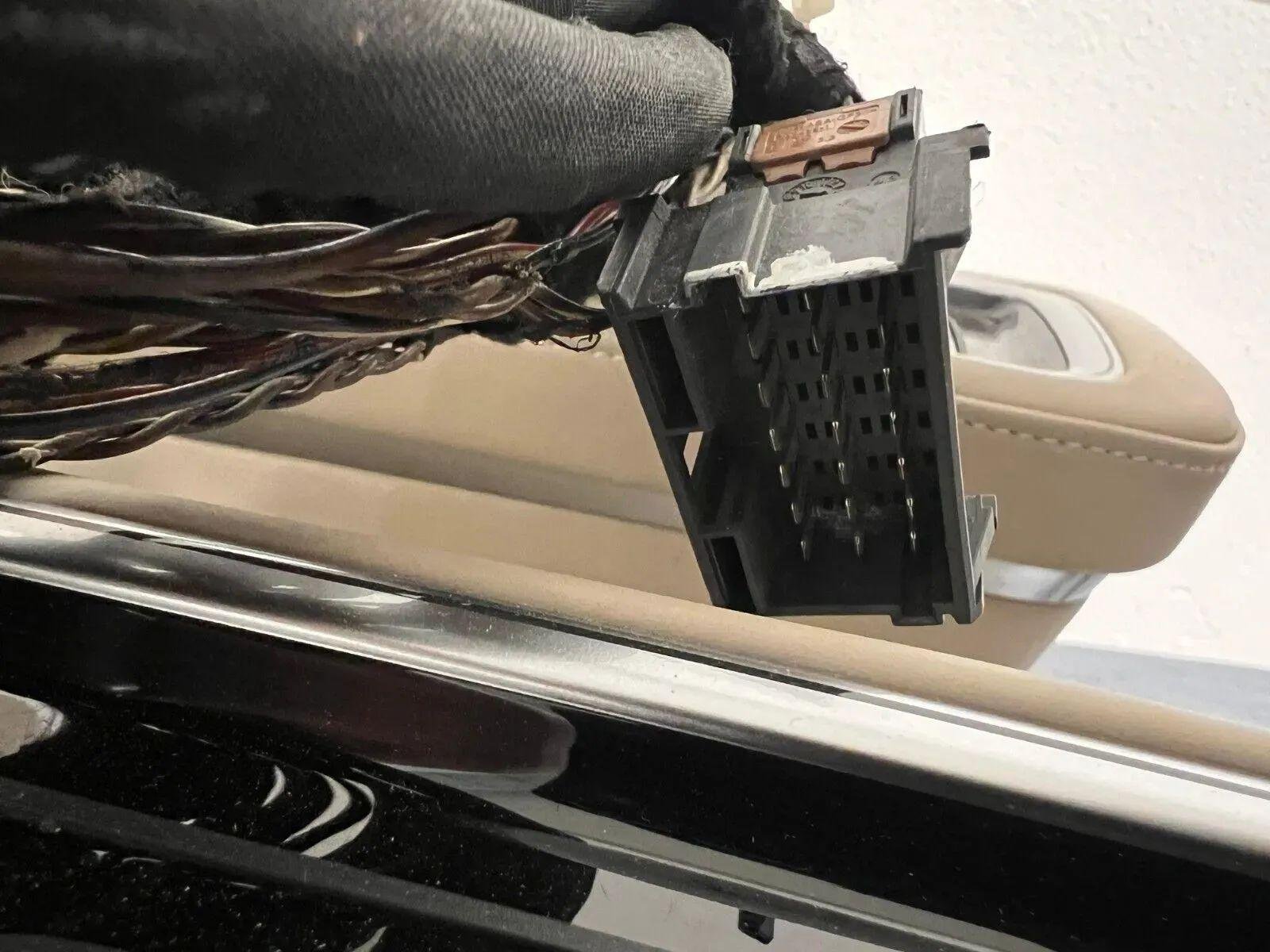 Mercedes-Benz V-Class W447/W448 Luxury Seat - Image 8