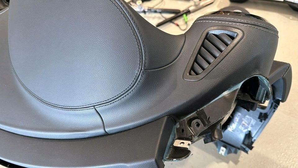 Mercedes AMG GT W190 Dashboard Set - Image 2