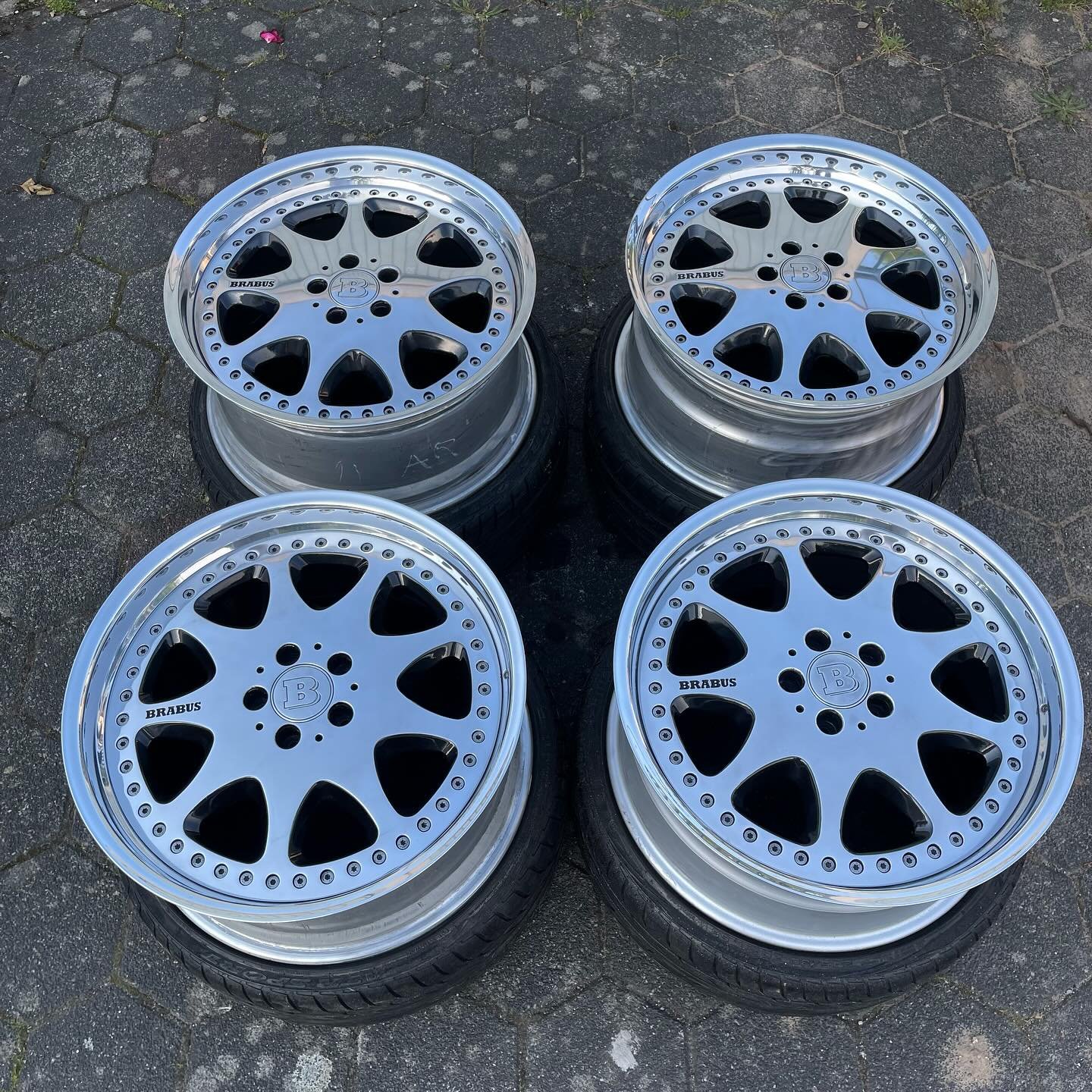 Genuine Brabus Monoblock III Alloy Wheels