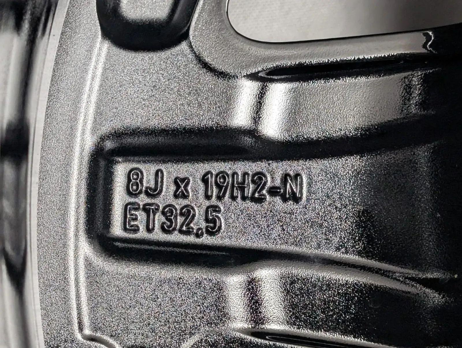 Mercedes-Benz GLC X254 AMG wheel set - Image 3