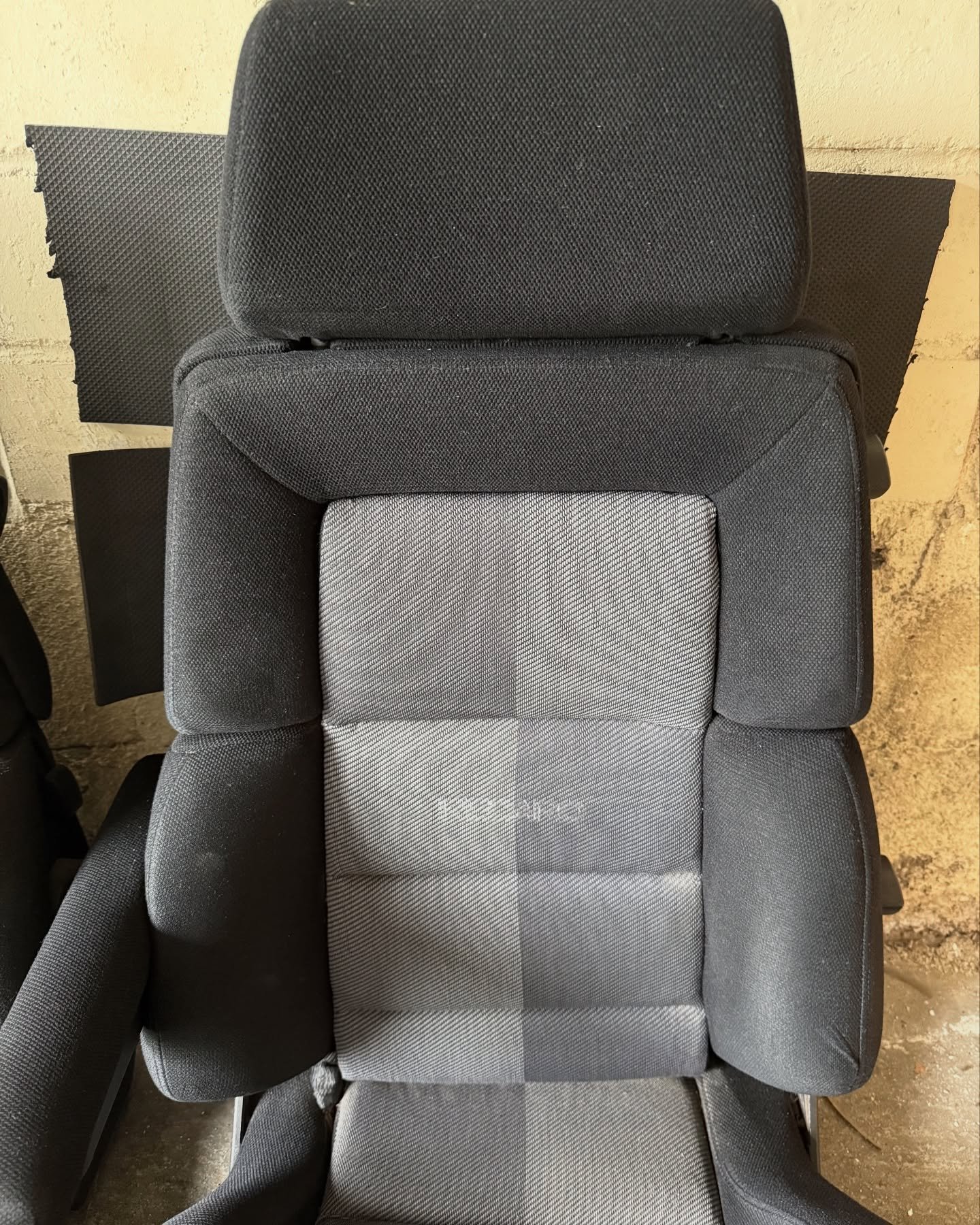 Recaro Classic Seats with Armrest - Image 2