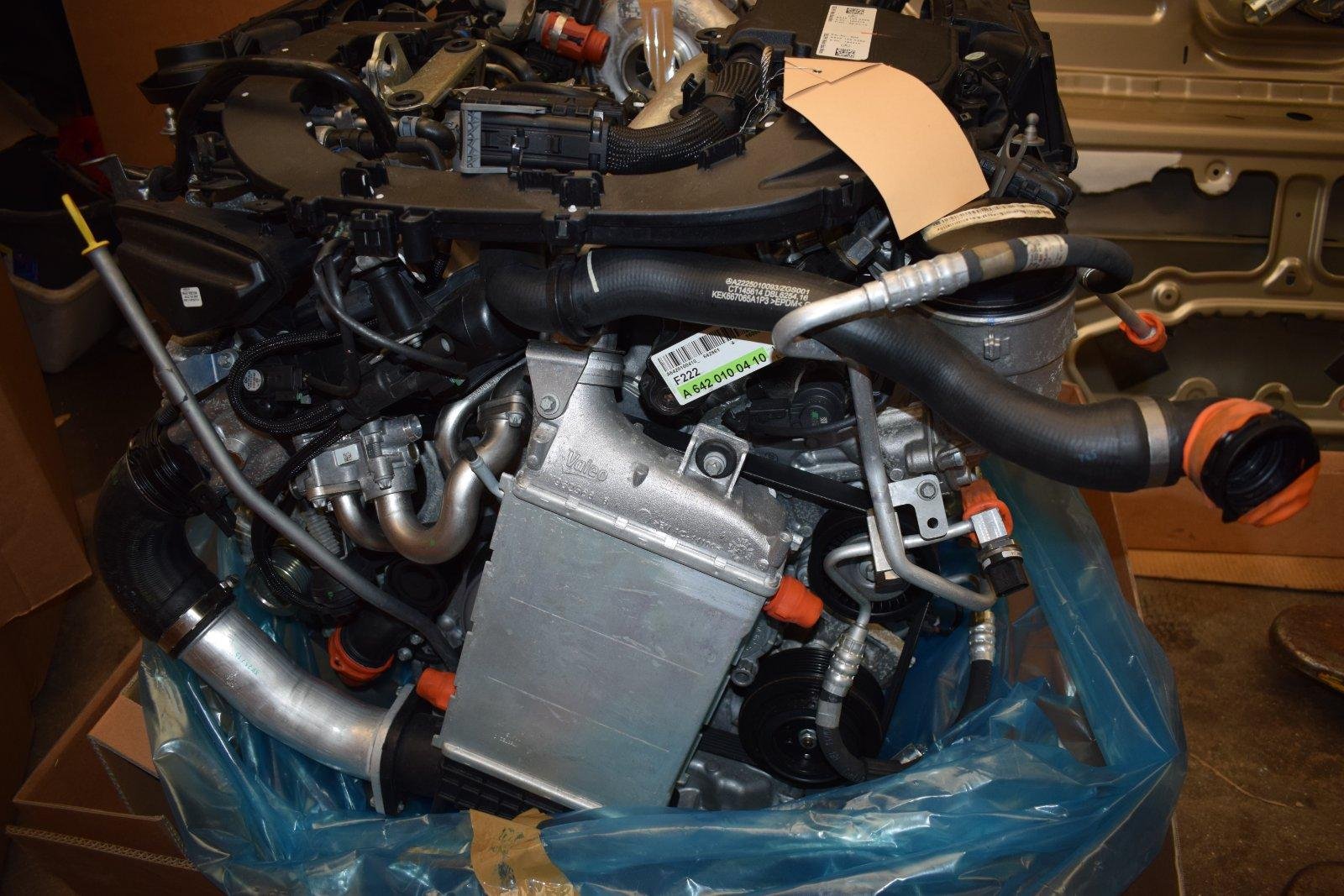 Mercedes S-Class 350d Engine - Image 2