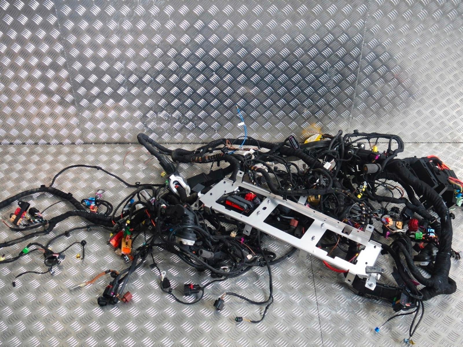 Lamborghini Huracán LP 610 Complete Wiring Harness - Image 3