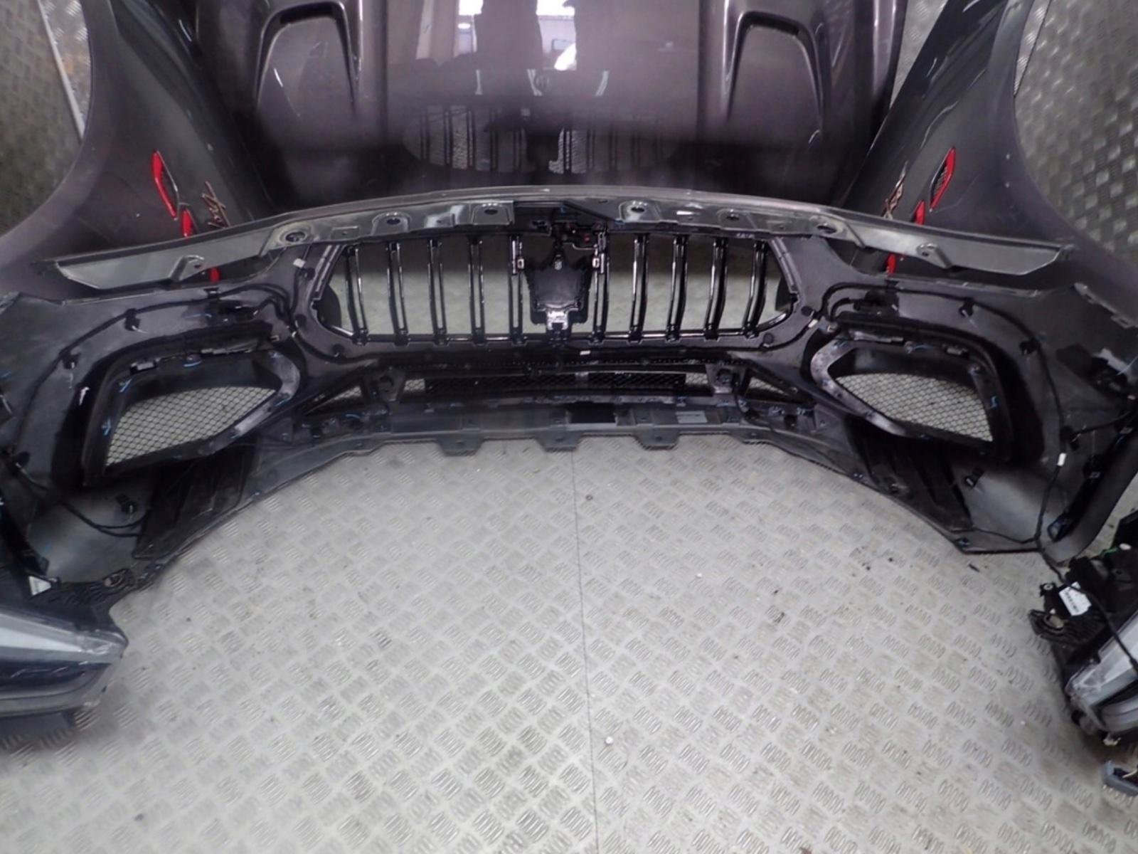 Maserati Levante Trofeo Complete Front Section - Image 8