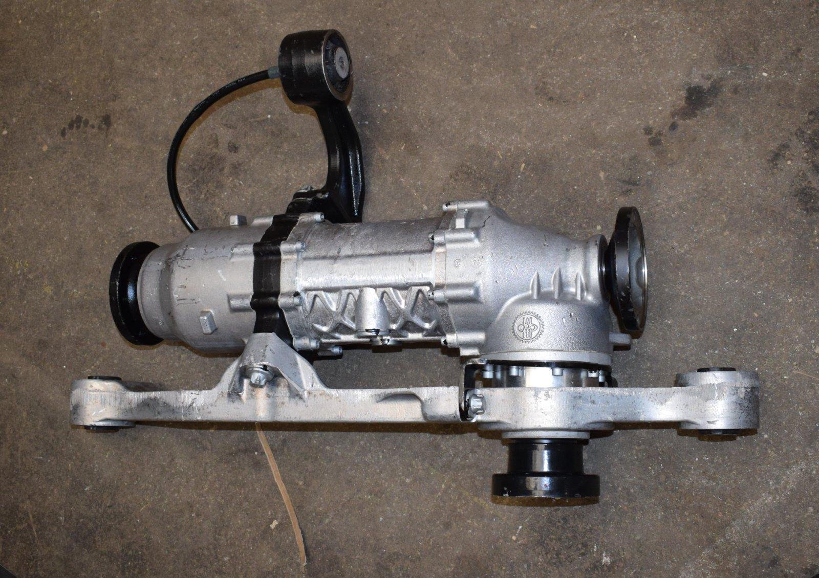 Mercedes-Benz W639 Vito / Viano 4x4 Rear Axle Differential