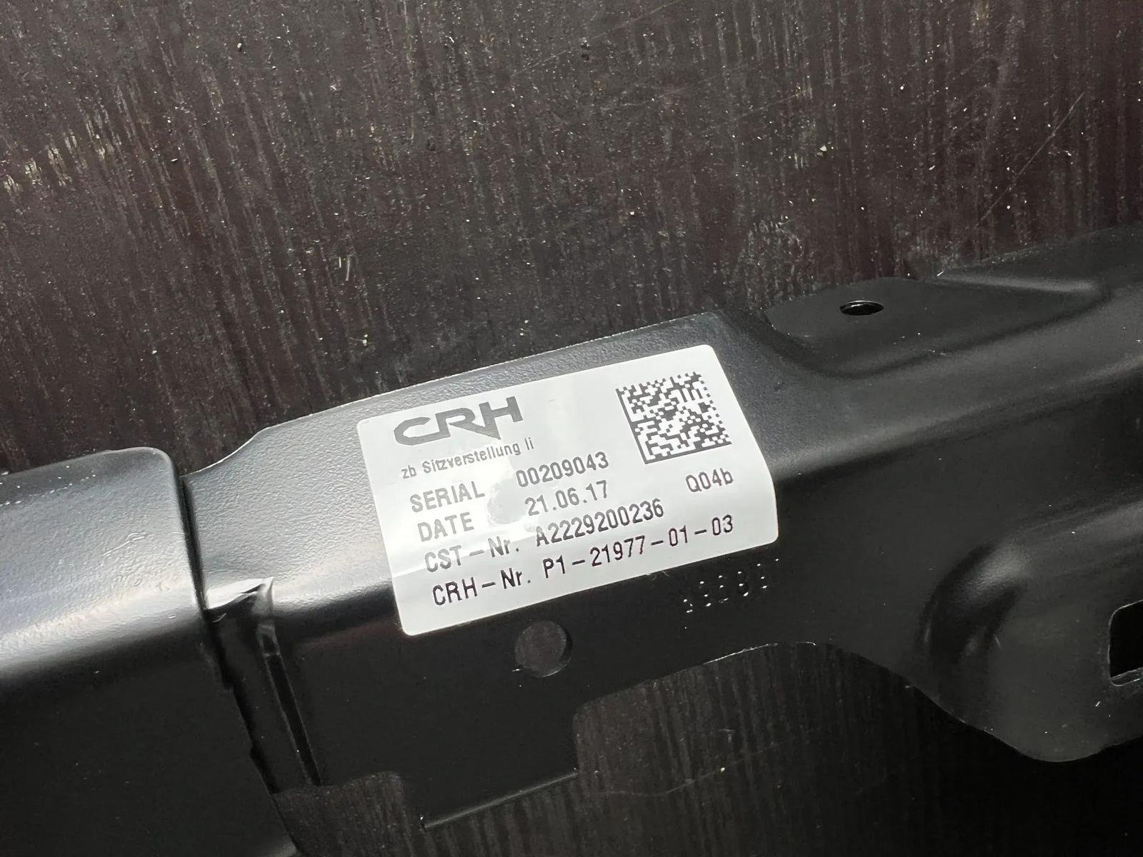 Mercedes-Benz S-Class W222 Rear Seat - Image 9