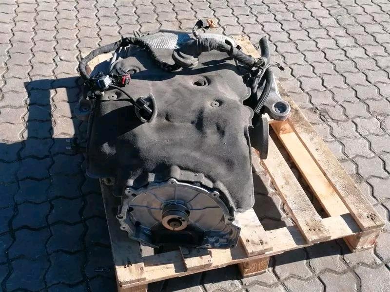 Genuine MERCEDES GT W190 GTS S Transmission - Image 4