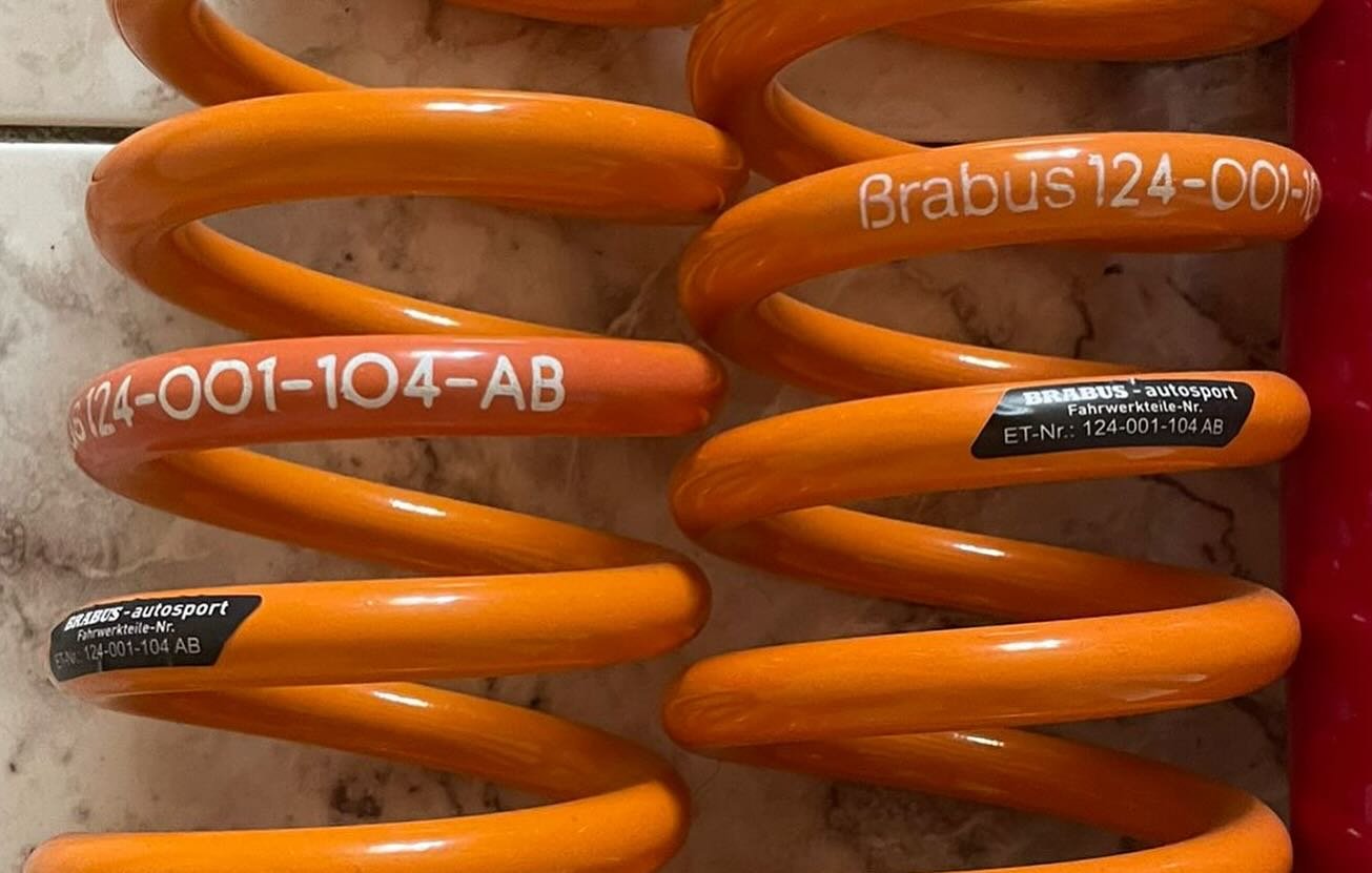 Original BRABUS W124/C124/A124 Suspension Set - Image 2