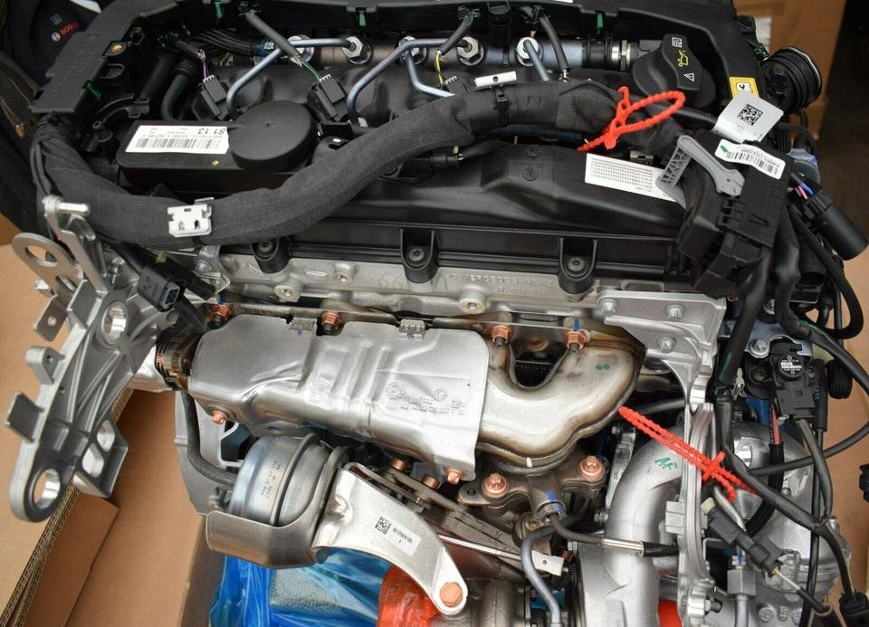 Mercedes OM651.912 / 651.912 Diesel Engine - Image 13