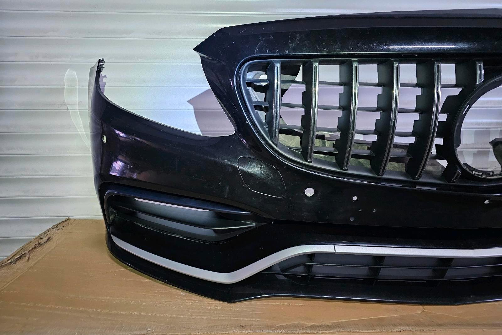 Mercedes C63 AMG Front Bumper Facelift – Panamericana Grille – W205 / S205 – OEM - Image 5