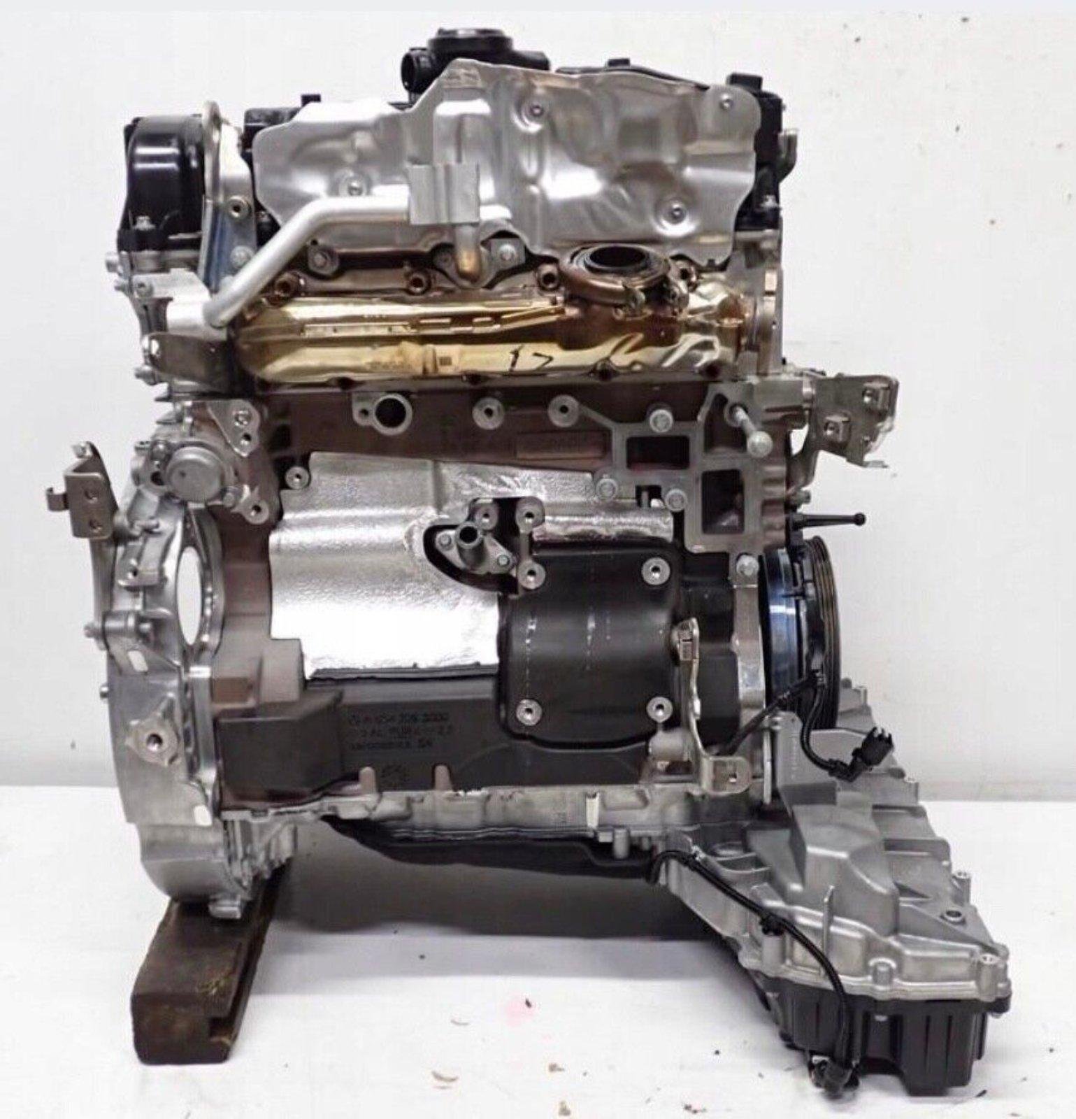 Mercedes-Benz Vito W447 Engine - Image 3