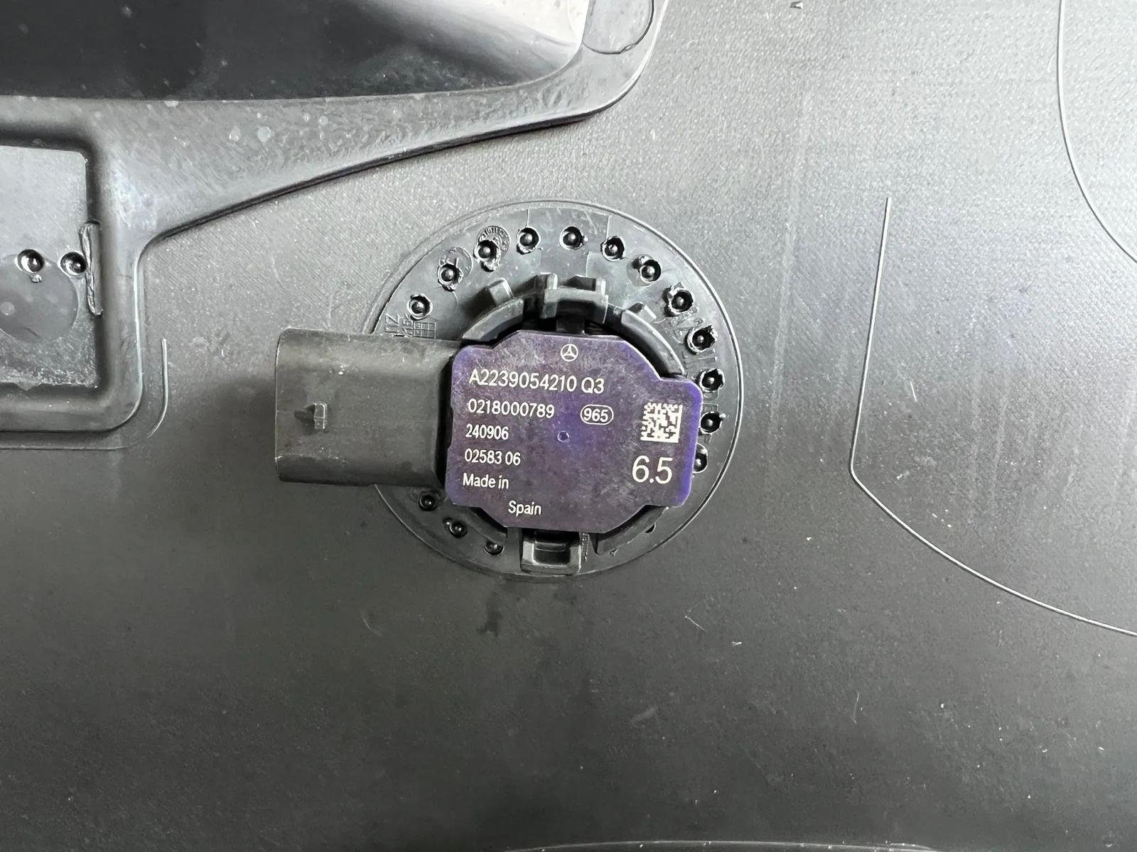 Mercedes-Benz SL63 AMG Rear Bumper - Image 5