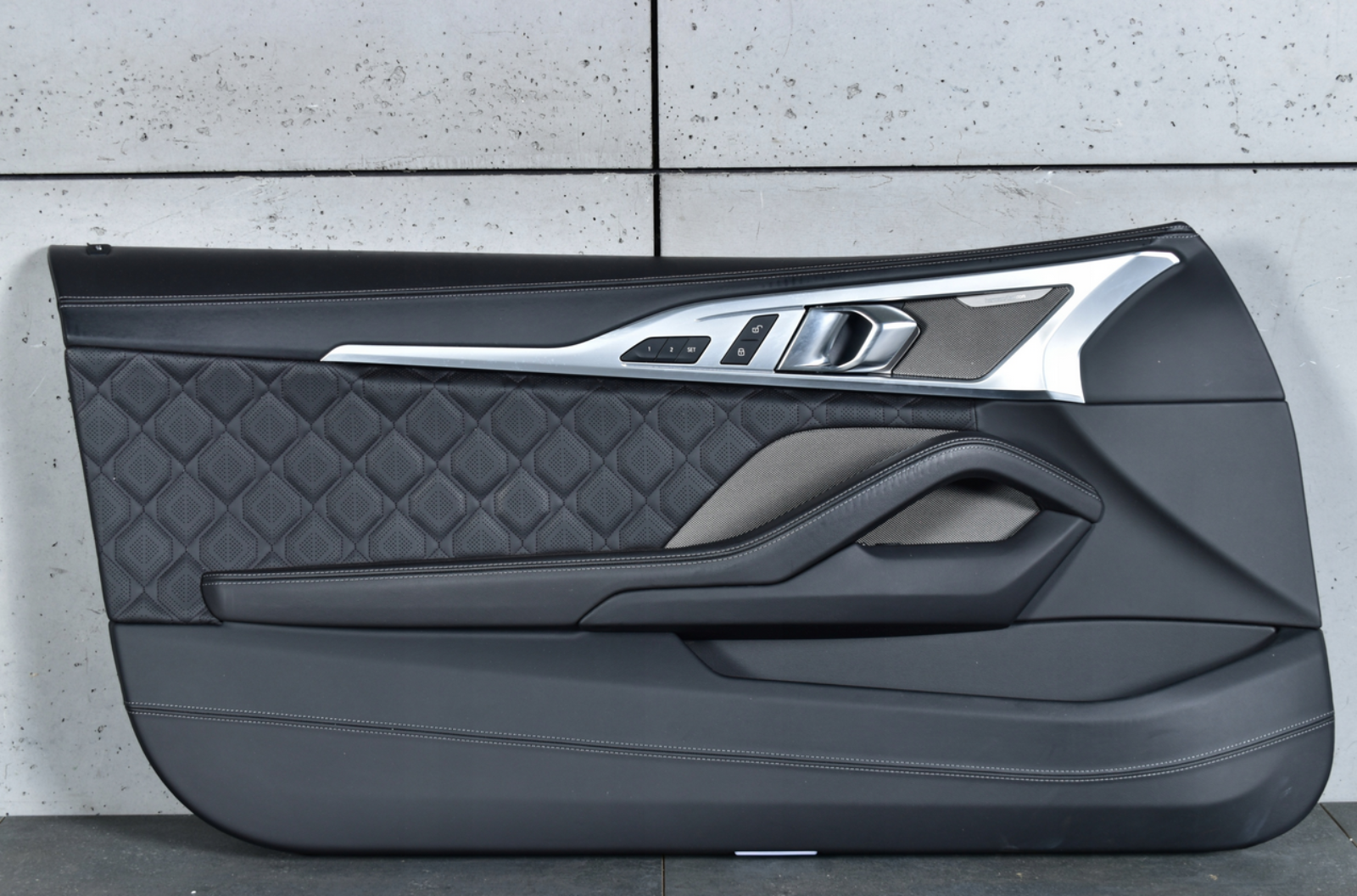 BMW M8 Competition M-Carbon bucket seats - Image 6