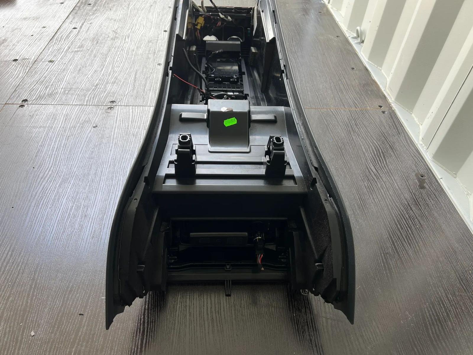 Mercedes-Benz S-Class W222 Center Console - Image 2