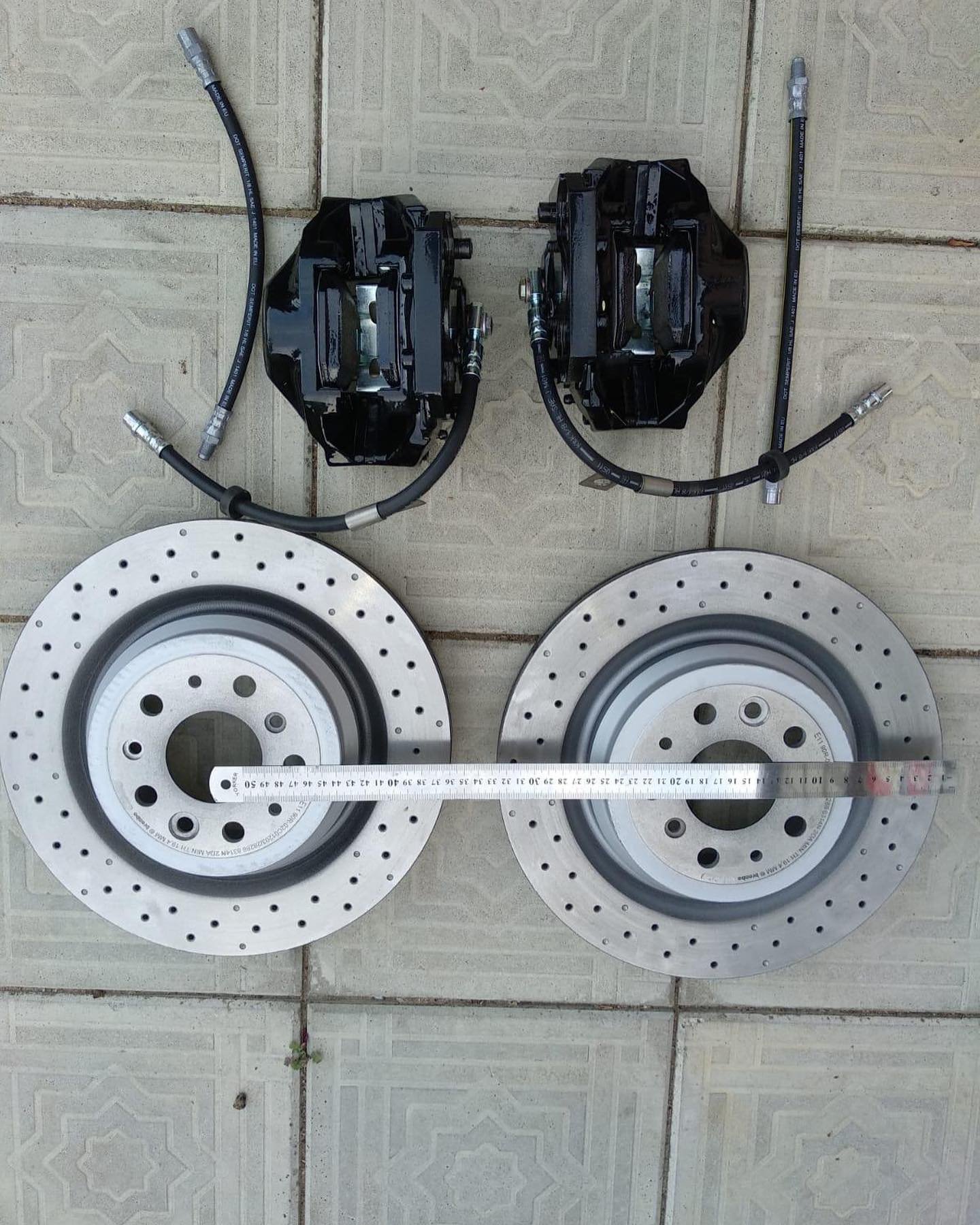 NOS Full Brake System for Mercedes-Benz W126 - Image 4