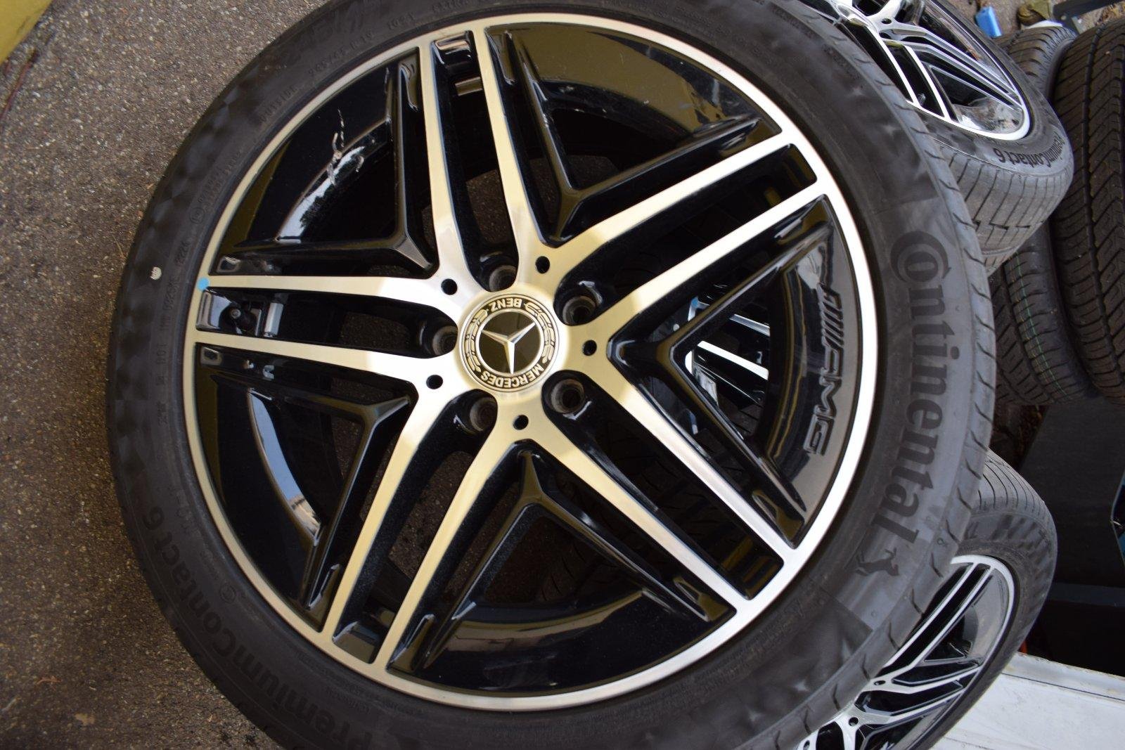 Mercedes W447 AMG 19-Inch Summer Alloy Wheels - Image 2