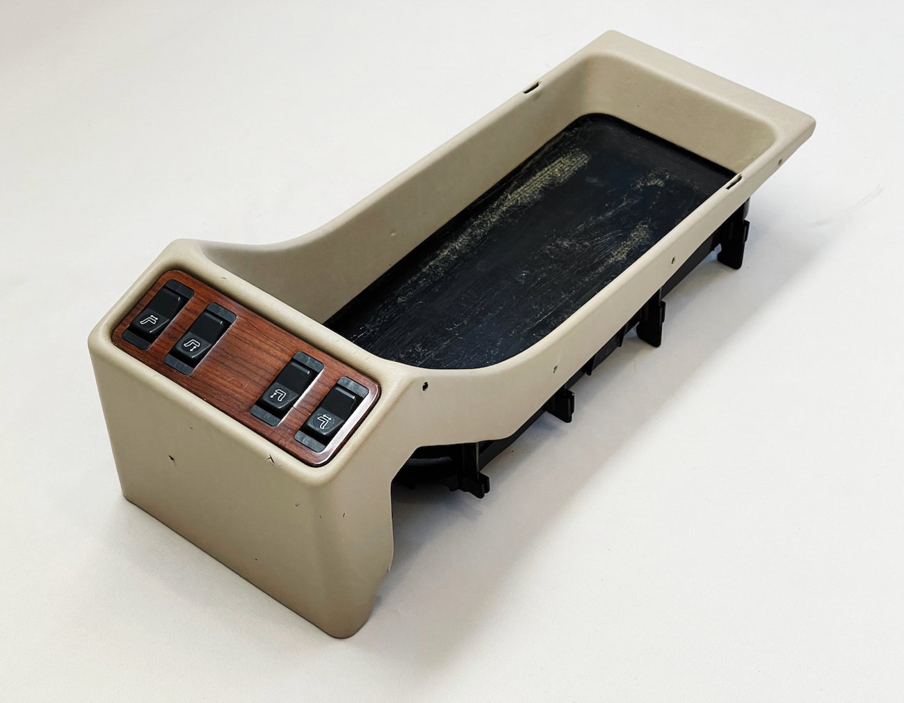 Mercedes-Benz W126 Split Rear Seats - Image 12