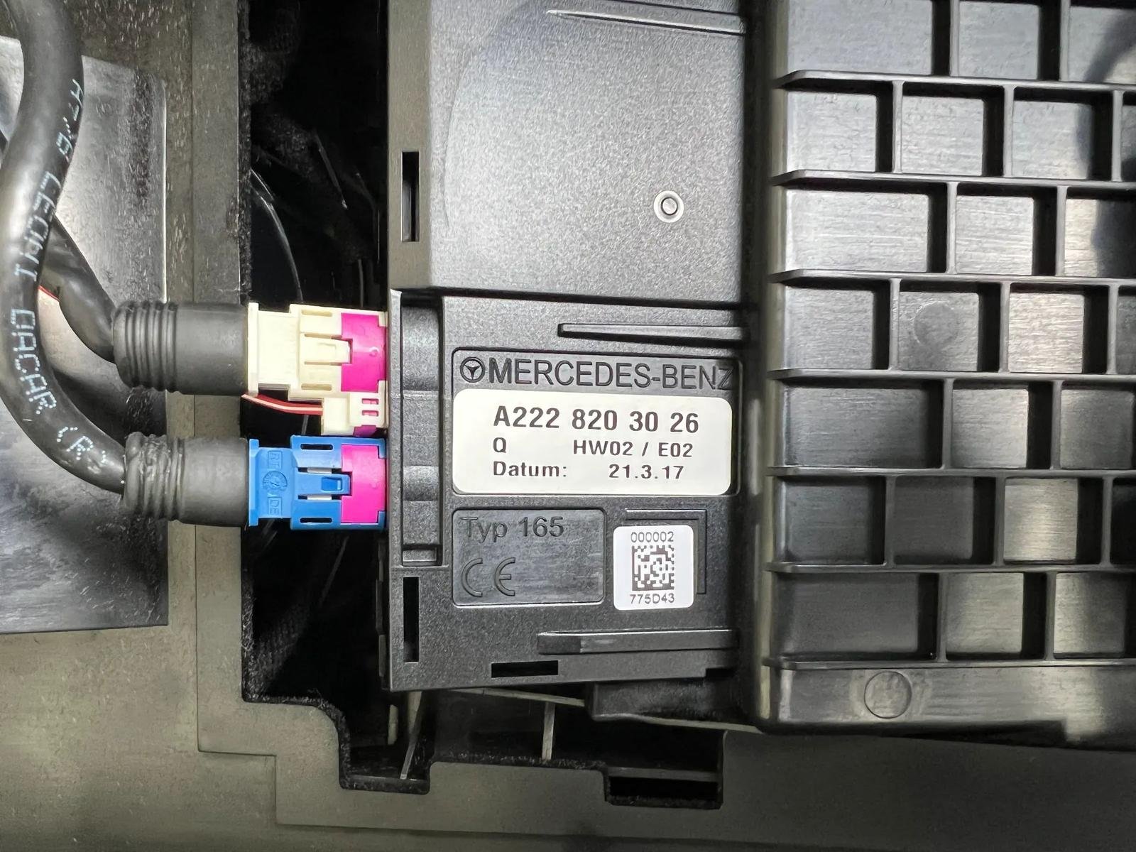 Mercedes-Benz S-Class W222 Center Console - Image 5