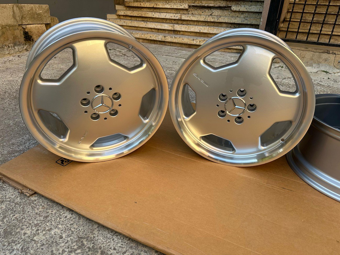 W140 18″ AMG Aero II Monoblock Wheels - Image 9