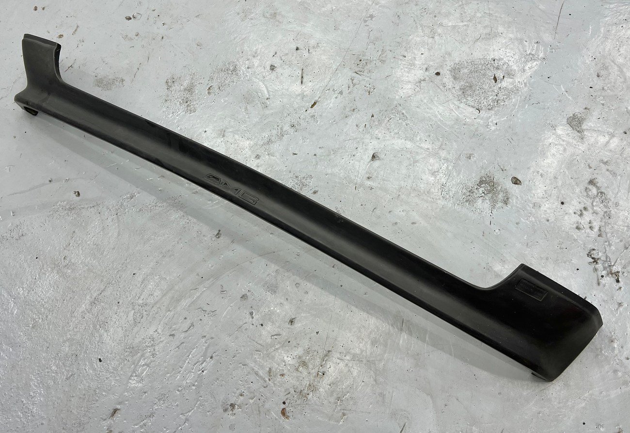 W126 AMG Front Lip Spoiler - Image 3