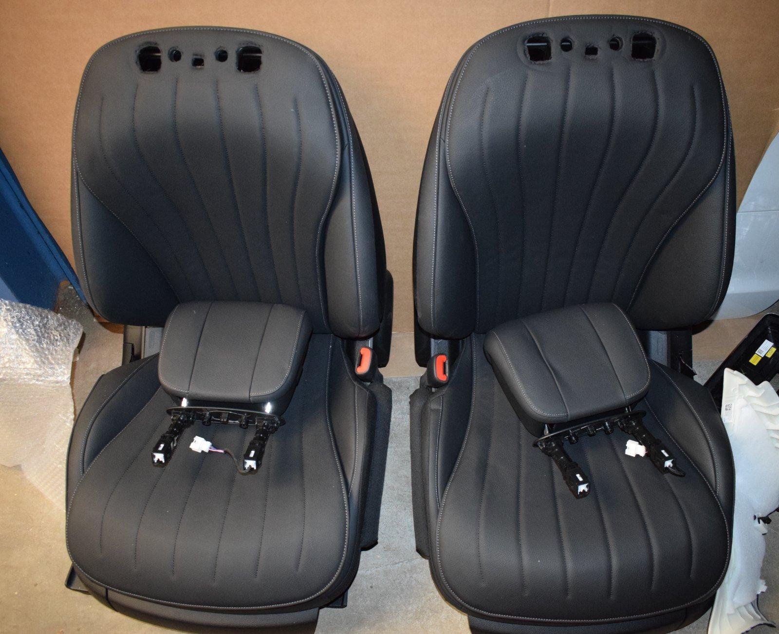 Original Mercedes W223 S-Class Front Seats