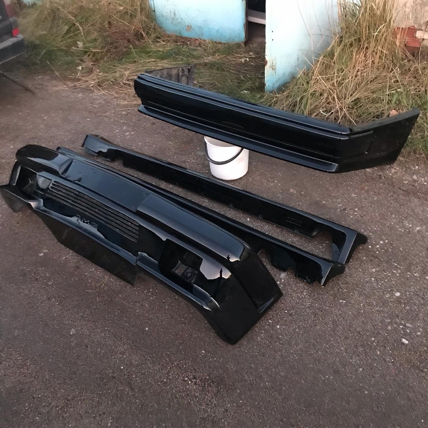 Original AMG W124 Gen I Body Kit - Image 3