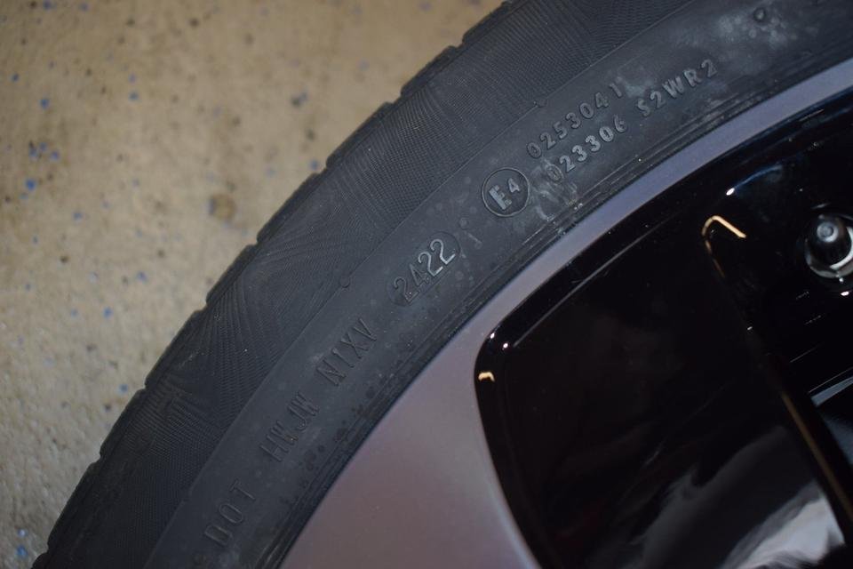 Mercedes-Benz W447 Wheels Set - Image 5