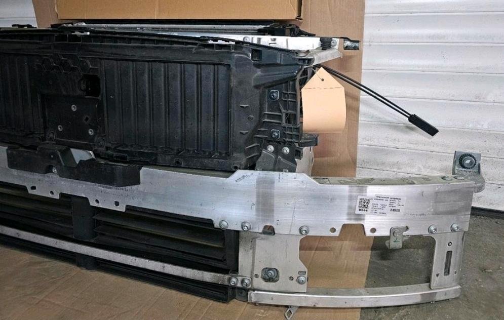 Mercedes C-Class W206 Radiator - Image 3