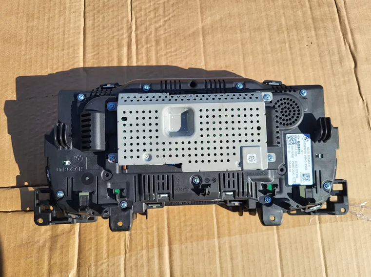 BMW Live Cockpit Professional - Image 2