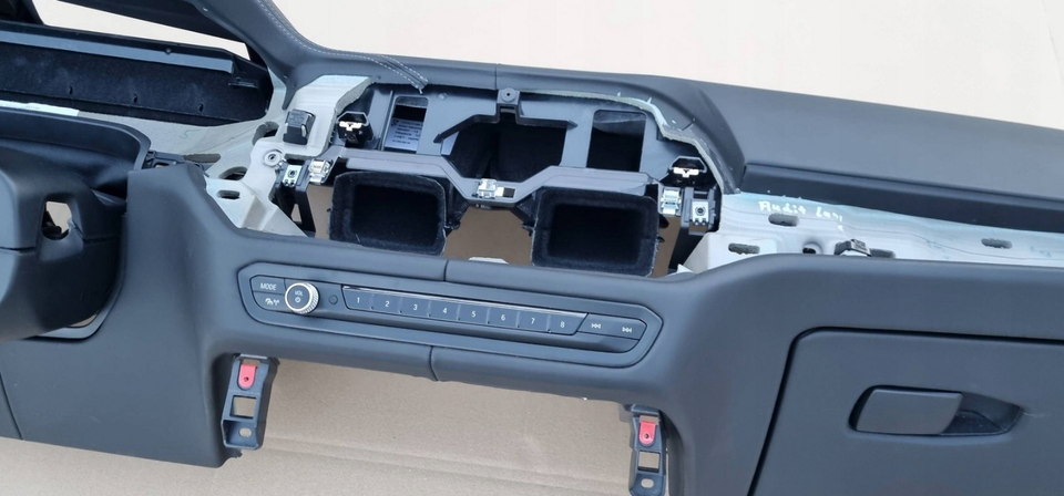 BMW Nappa Smooth-Leather Dashboard - Image 9