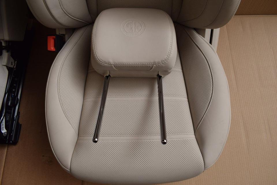 Mercedes W213 AMG Interior - Image 6