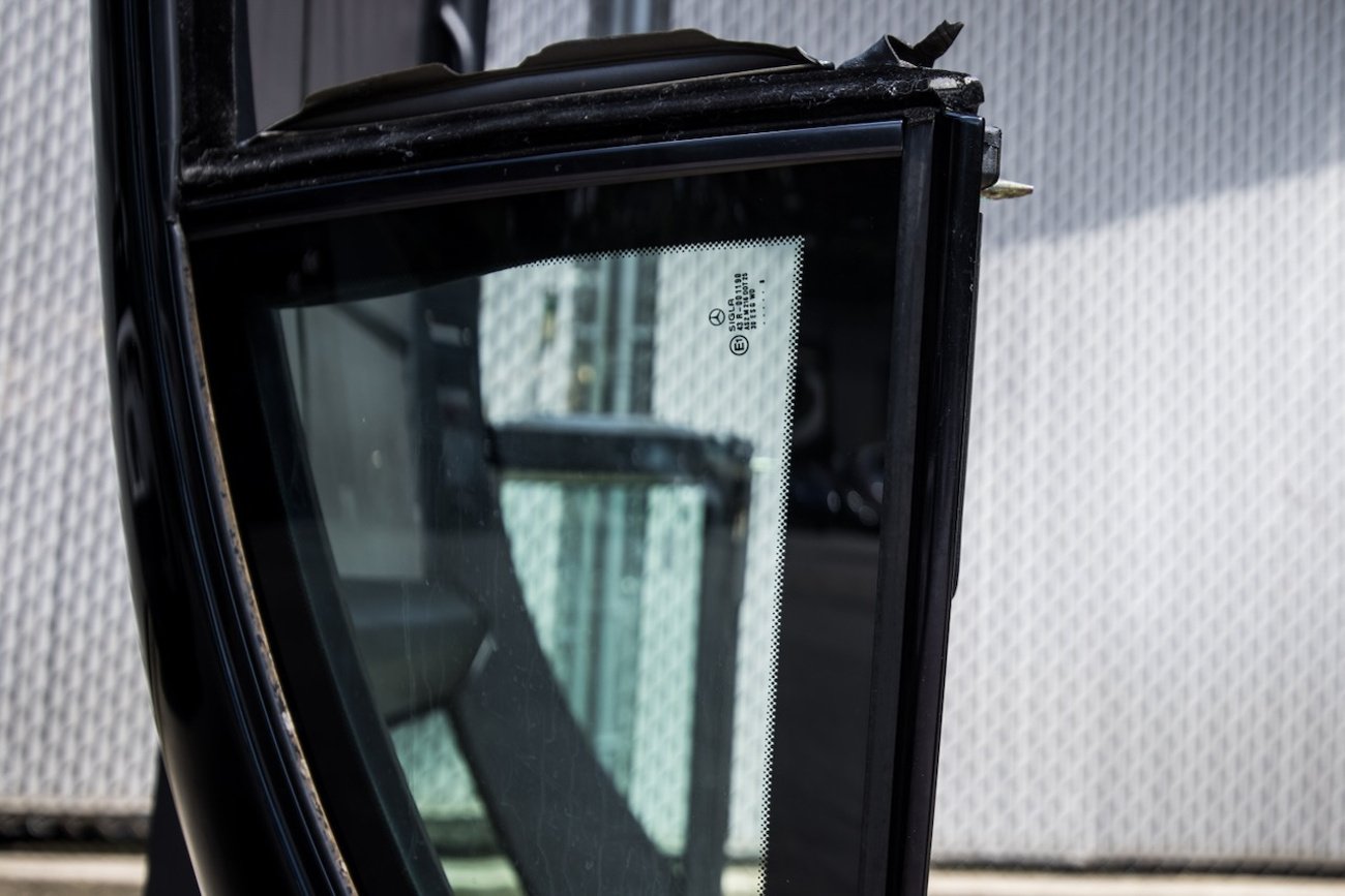 Mercedes-Benz R129 SL Glass Panoramic Hardtop 1990-2002 - Image 16