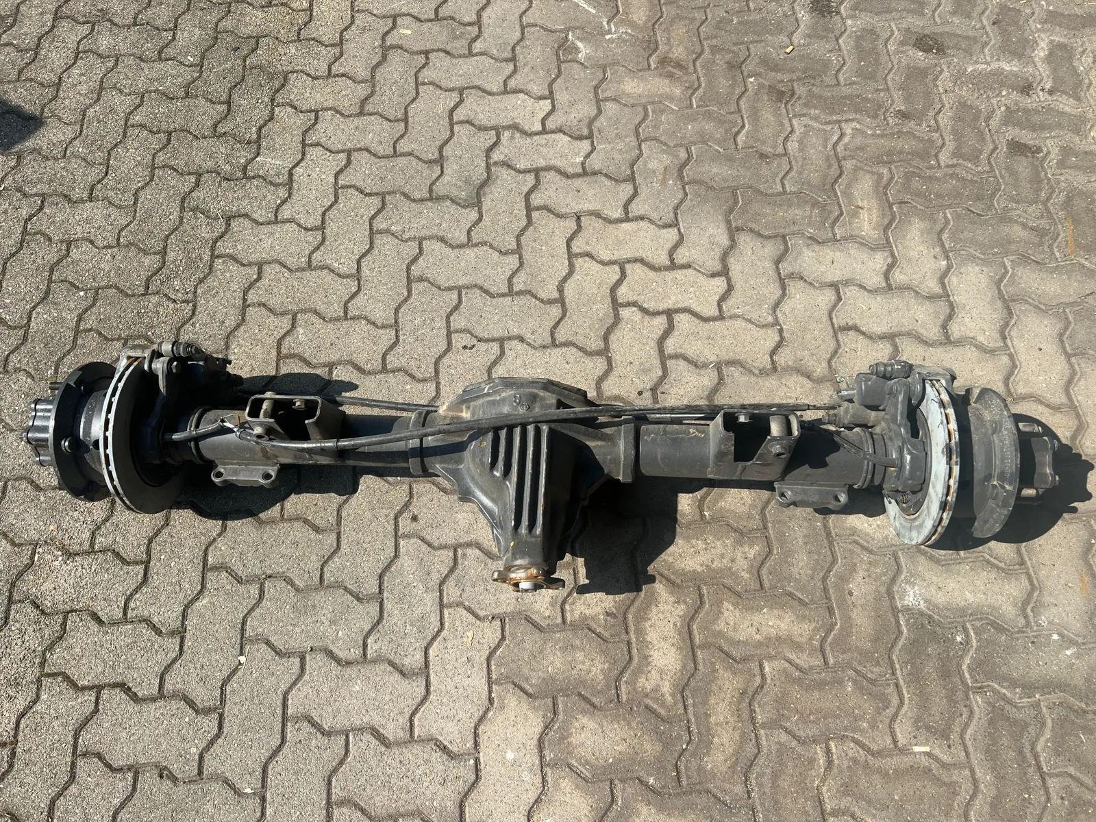 Mercedes-Benz Sprinter Complete Axle - Image 4