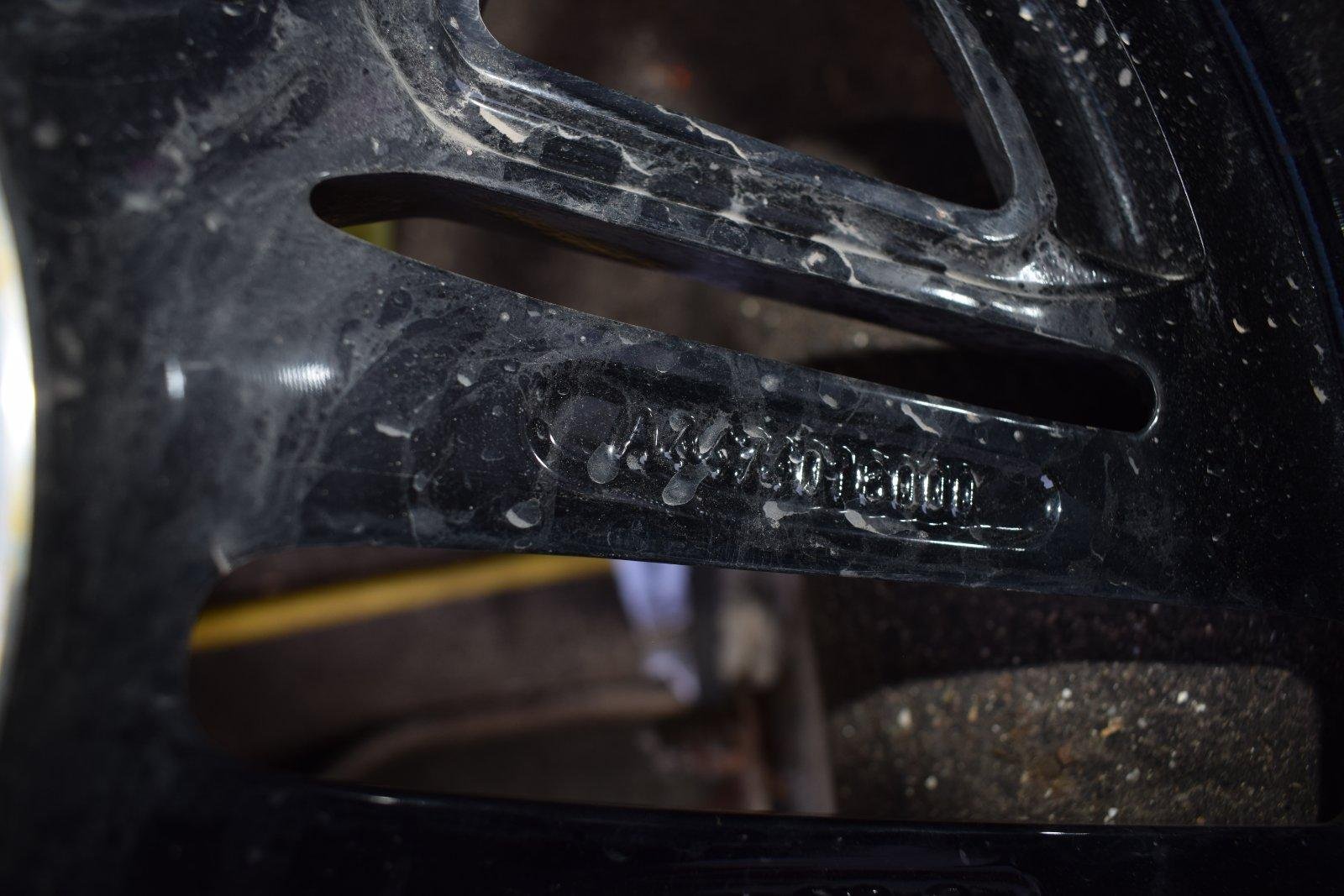 Mercedes W447 AMG 19-Inch Summer Alloy Wheels - Image 5