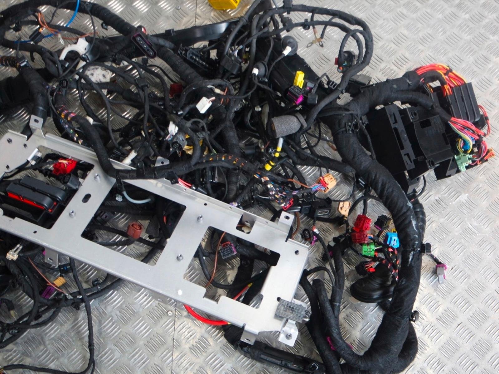Lamborghini Huracán LP 610 Complete Wiring Harness - Image 4