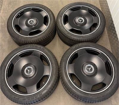 Mercedes-Benz G63 AMG W463 Monoblock 22-Inch Wheel Set