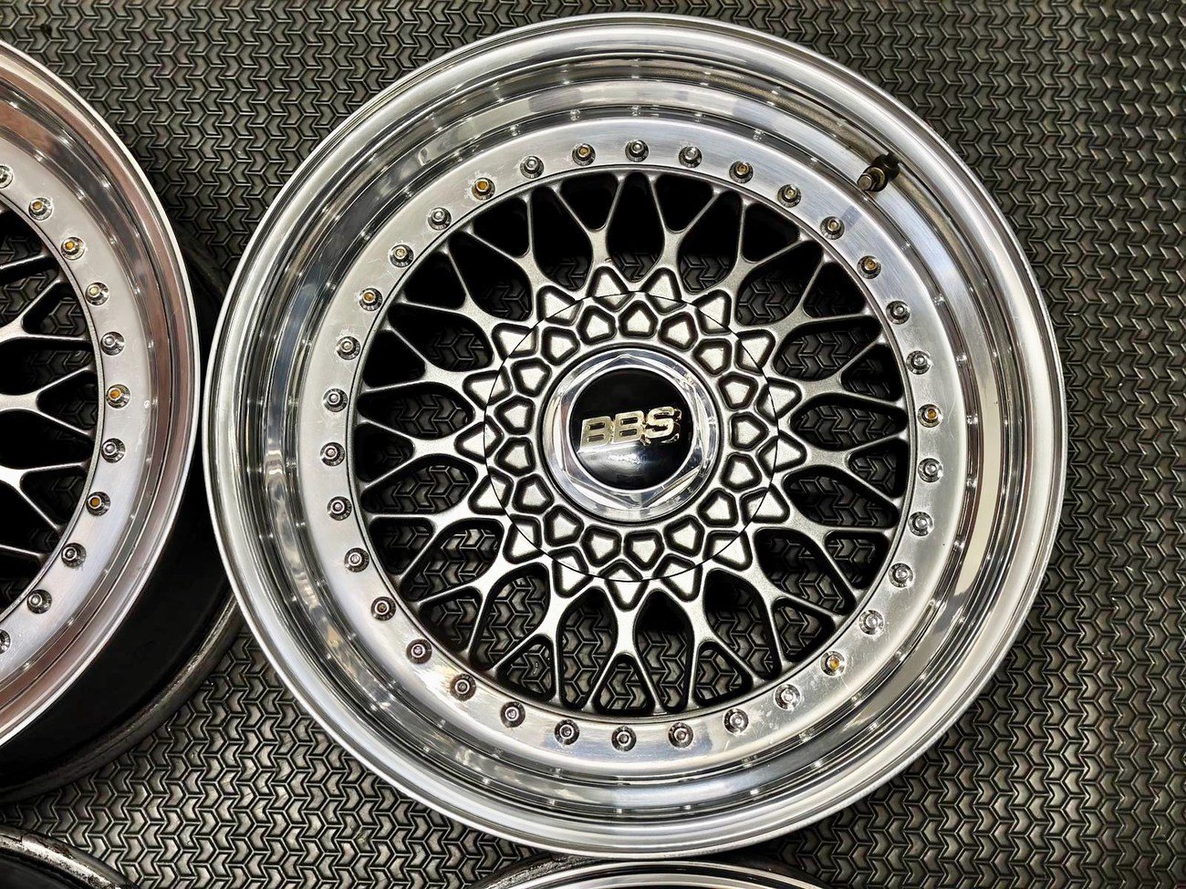 Staggered 3-Piece 17" BBS RS Wheels - Image 3