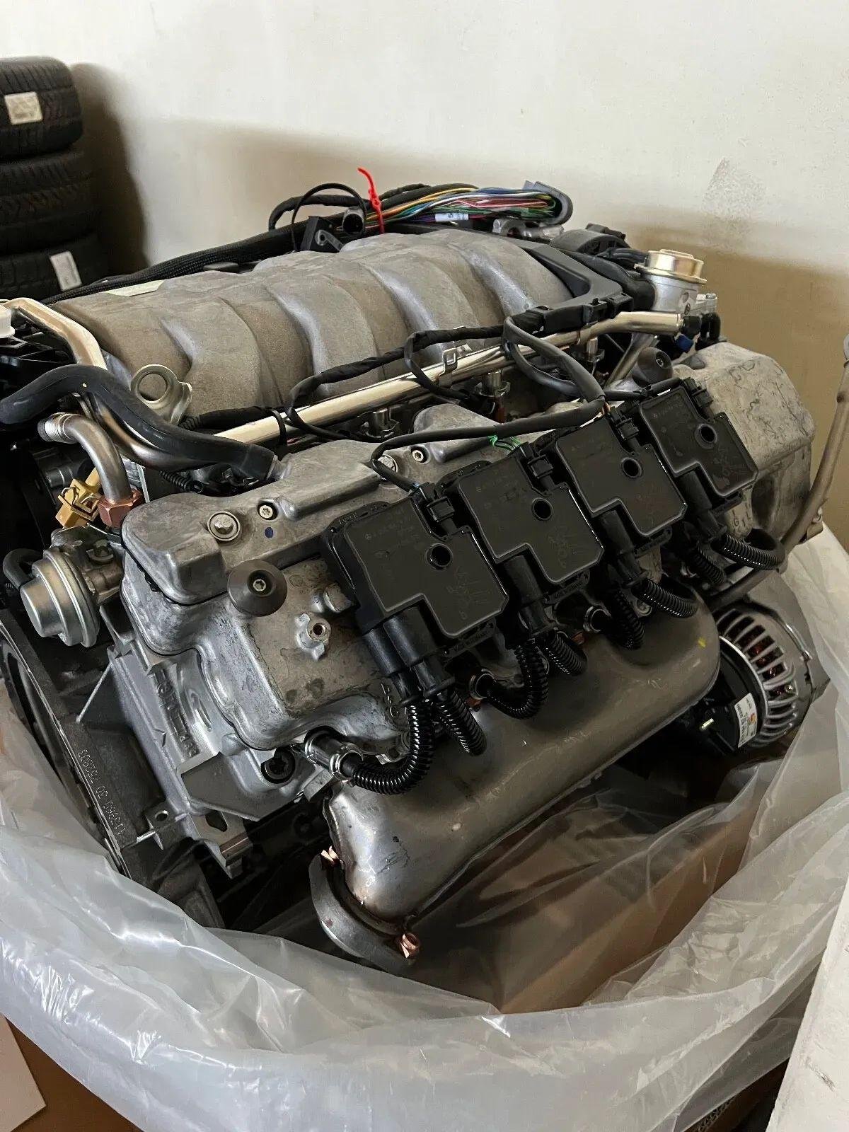 Mercedes-Benz M113 V8 Engine - Image 10