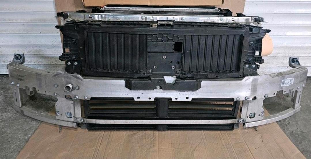 Mercedes C-Class W206 Radiator - Image 2