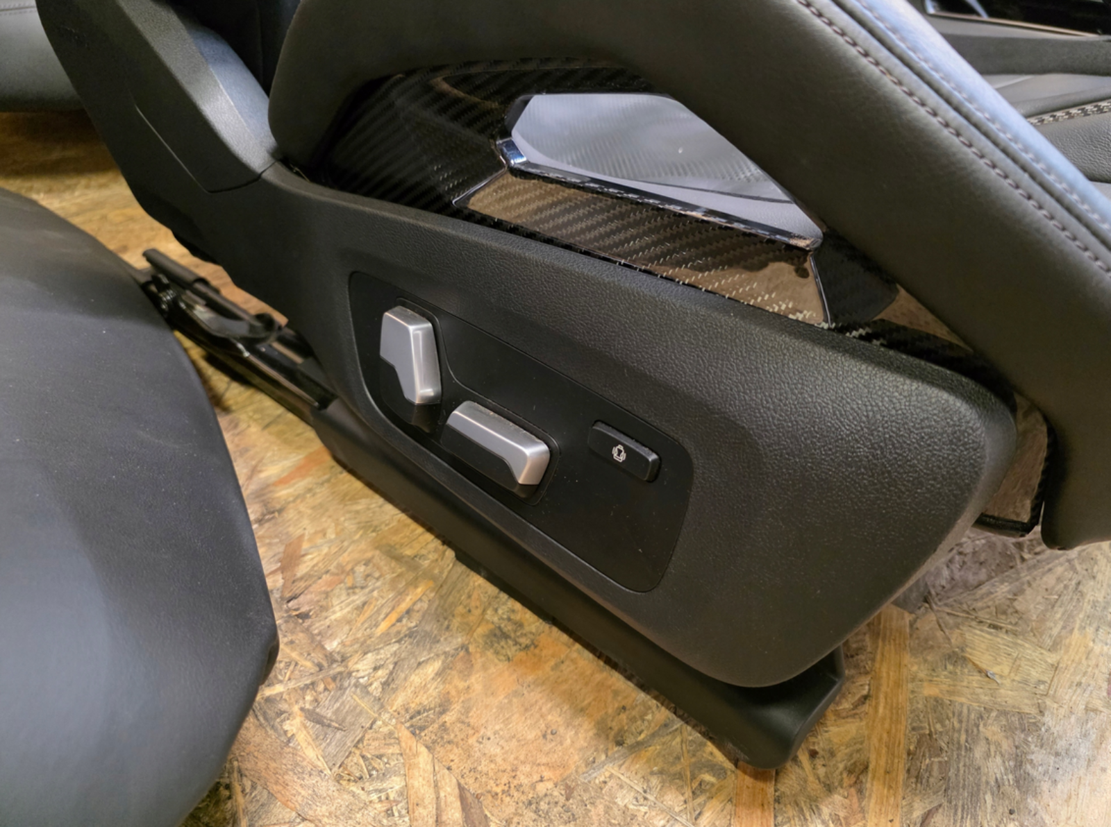 BMW M3 Competition (G80 / G81) interior - Image 5